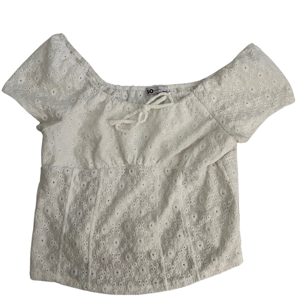 White laced blouse